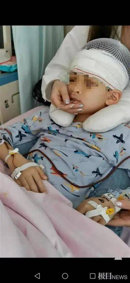 网传河南“男孩被体罚致头皮头骨分离”,警方通报孩子伤情为轻伤且教师被刑拘 网传河南“男孩被体罚致头皮头骨分离”,警方通报孩子伤情为轻伤且教师被刑拘