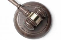 Сѧ����ͬѧײ�ˣ�����˭���е����Σ�